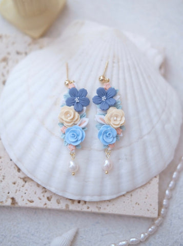 Floral Bouquets - Blue and Ivory with pearls