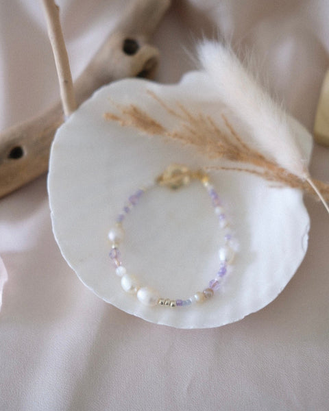 Freshwater Pearl Beaded Bracelet (Lilac) - 15cm