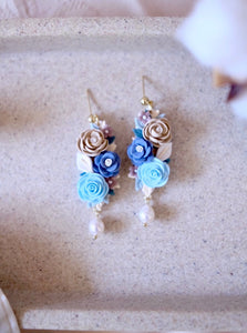 Floral Bouquets - Blue Neutral with pearls